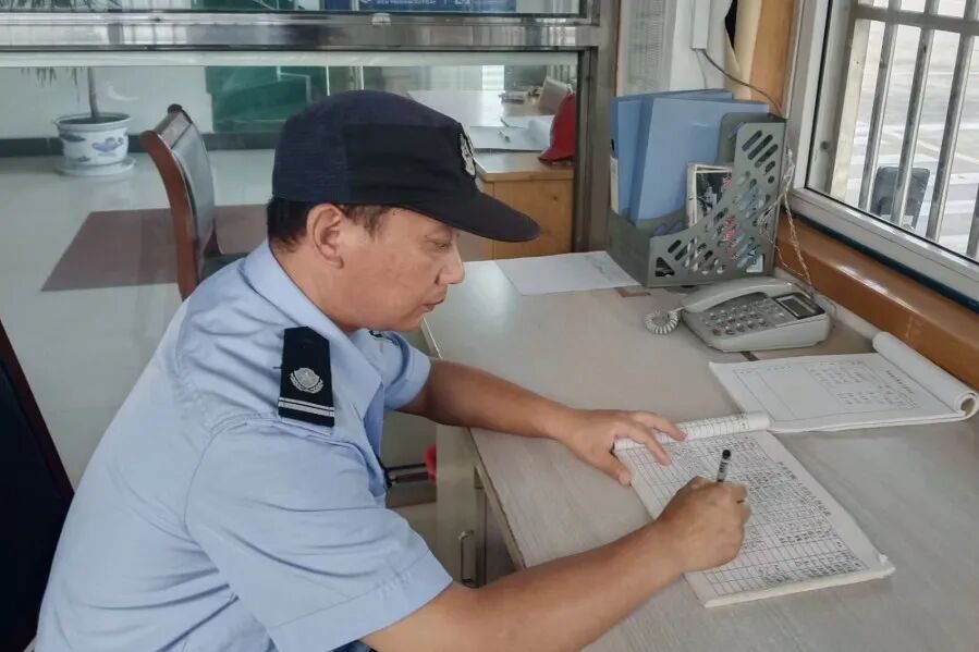 1760347030918423.jpg 8.jpg