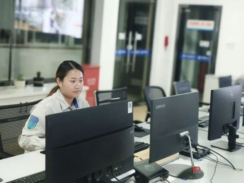 1761186842914058.jpg 2.jpg