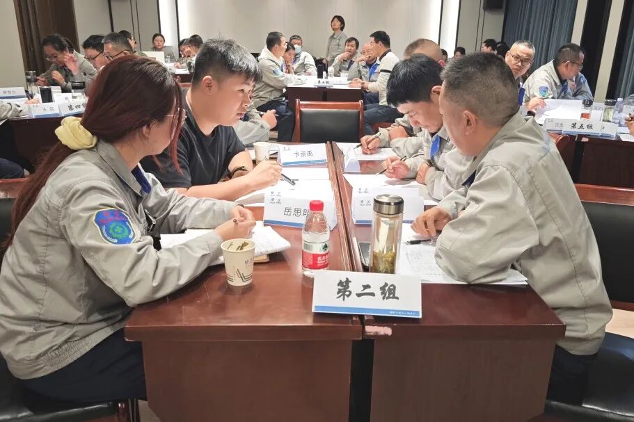 1764149596895831.jpg 3.jpg